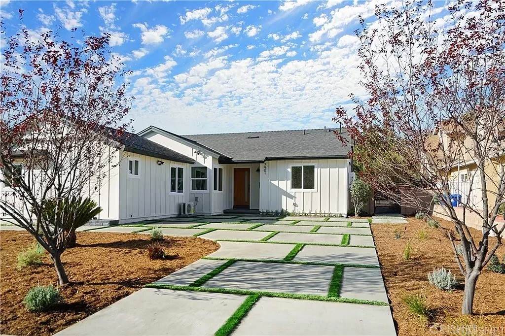 7901 Limerick Avenue - Photo 1