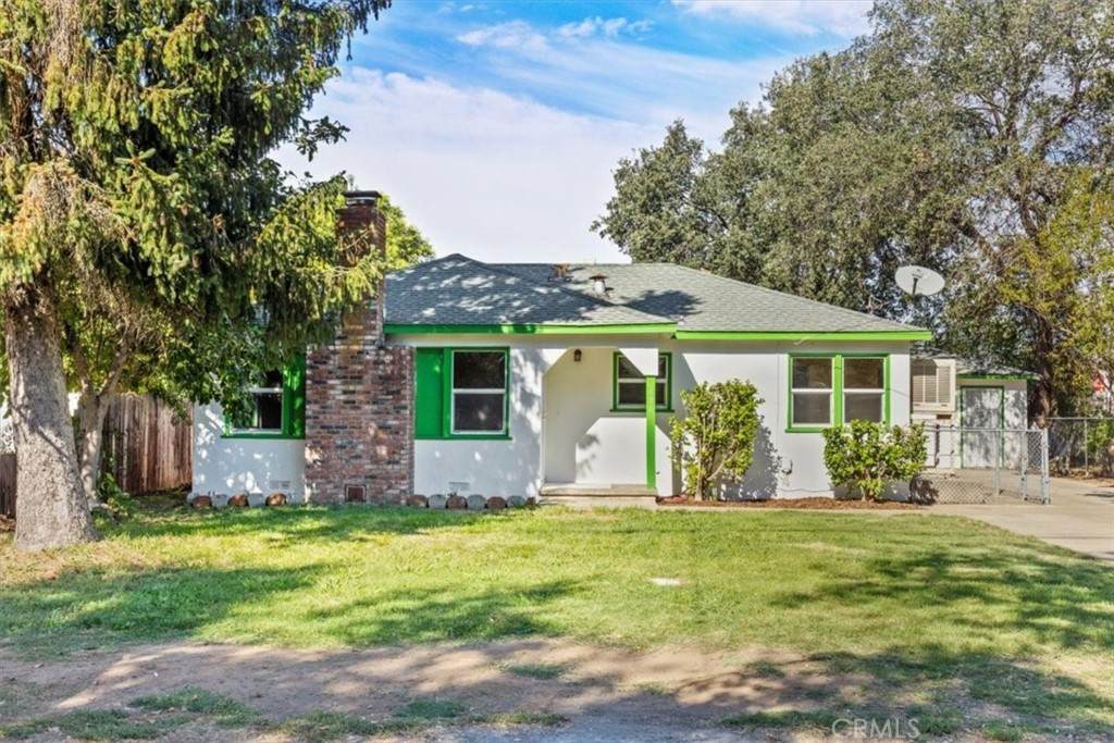 196 Connors Avenue - Photo 1