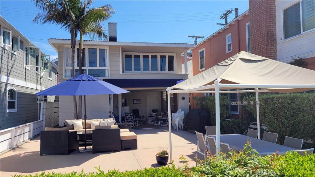 1109 Bay Front - Photo 1