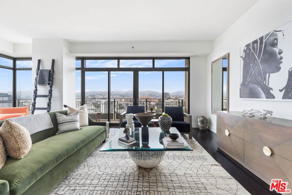 10800 Wilshire Boulevard - Photo 1
