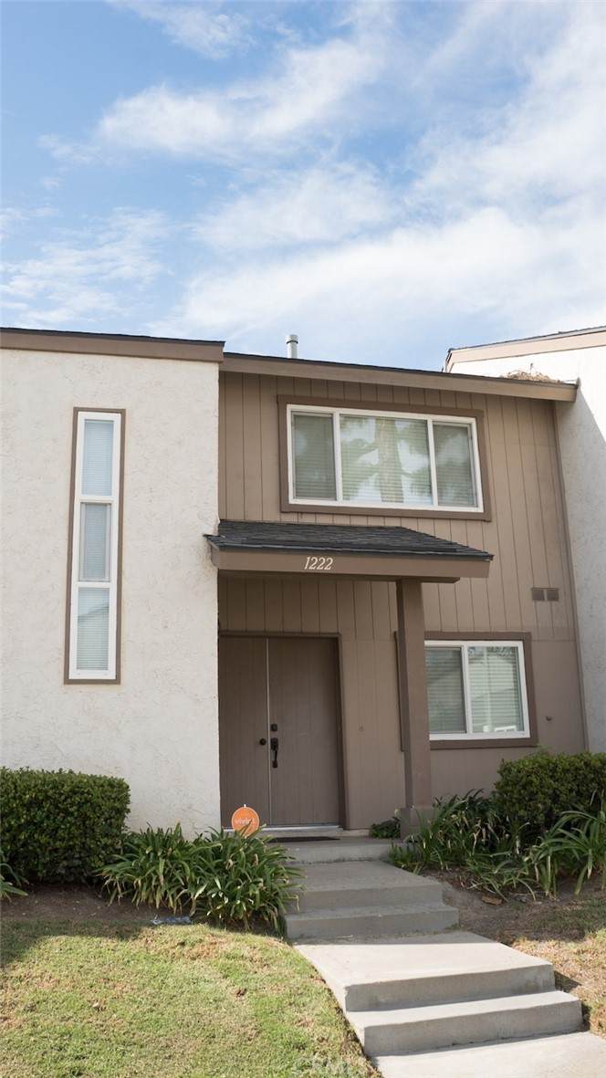 1222 Devonshire Lane - Photo 1