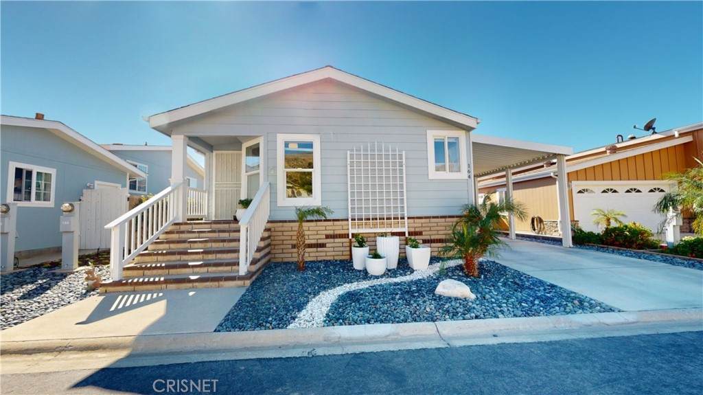 15455 Glenoaks Boulevard - Photo 1