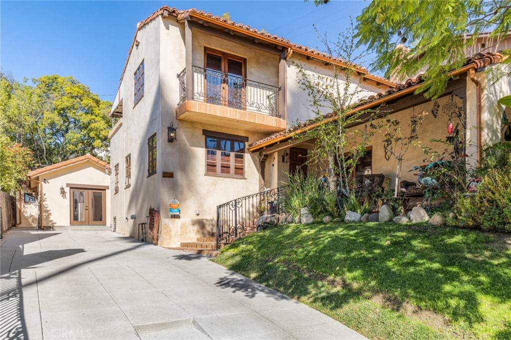 1603 Hill Drive - Photo 1