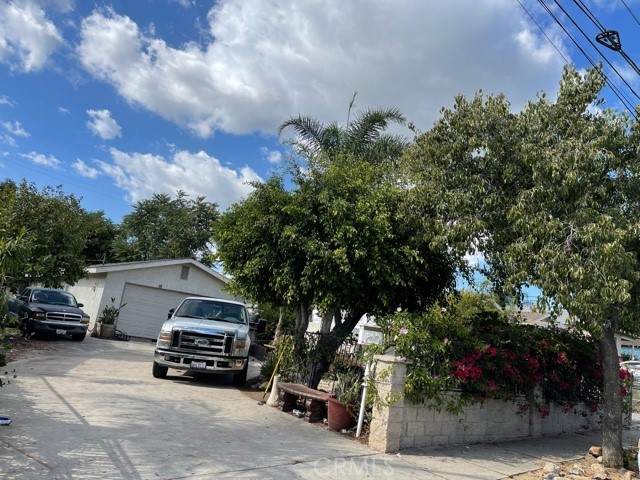 217 Lemon Street - Photo 1