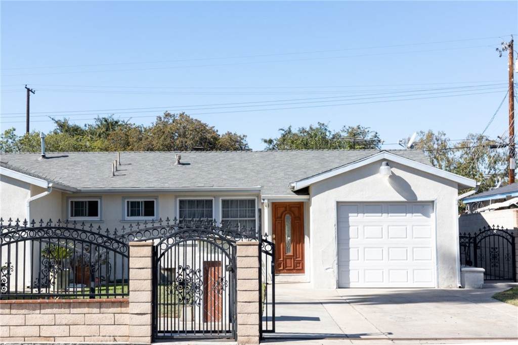 625 Pine Drive - Photo 1
