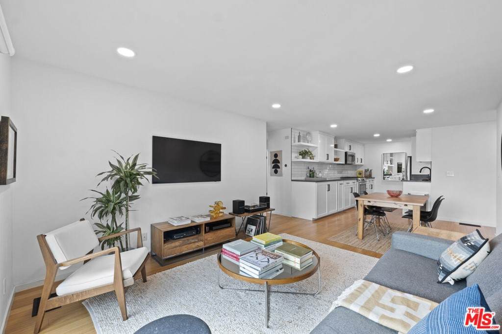 2714 Auburn Street - Photo 1