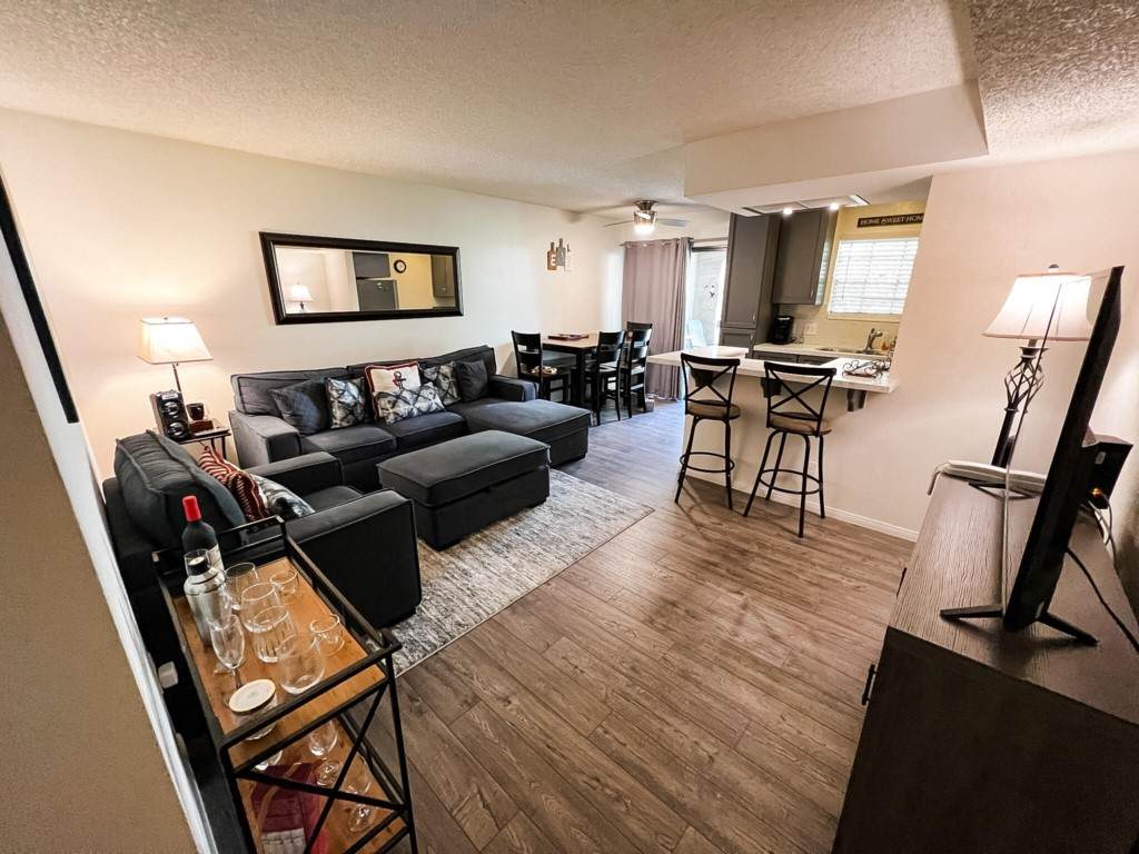 5300 Waverly Drive - Photo 1