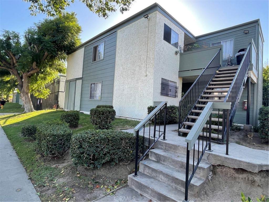 639 Bristol Street - Photo 1