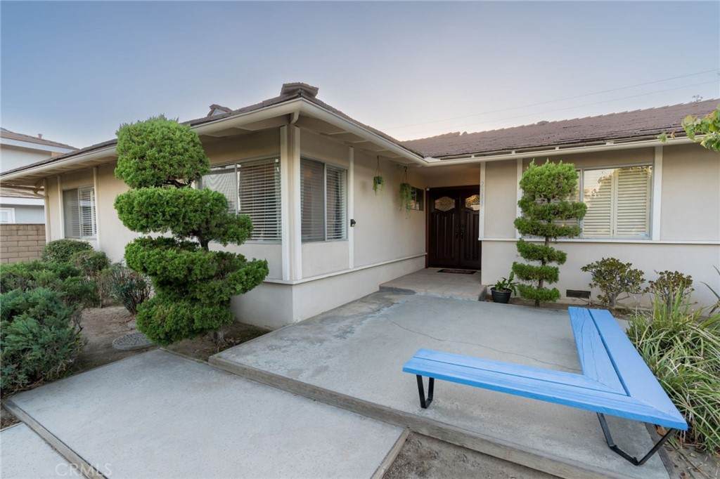 2111 Louise Avenue - Photo 1