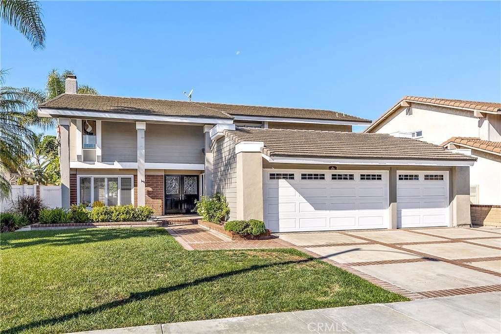 18091 Wellbrook Circle - Photo 1