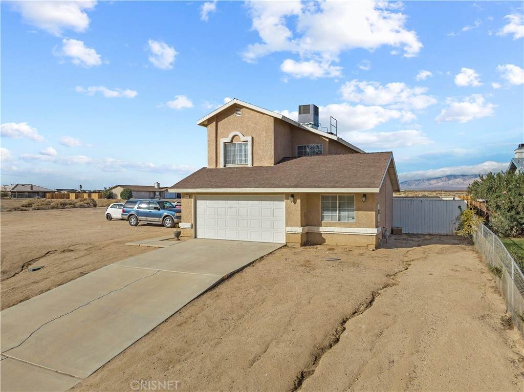 21413 Yerba Boulevard - Photo 1