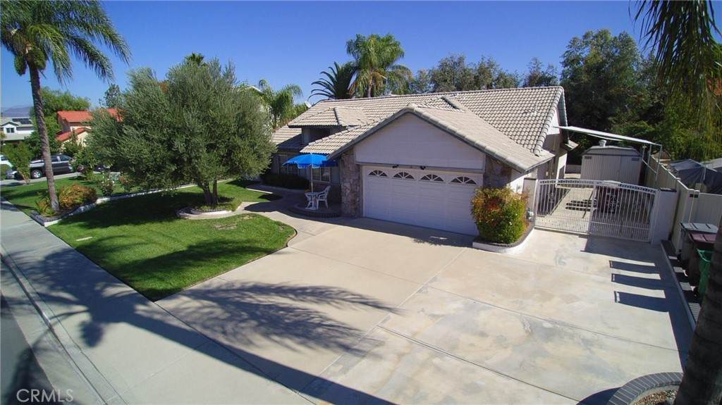 27342 Sheffield Street - Photo 1