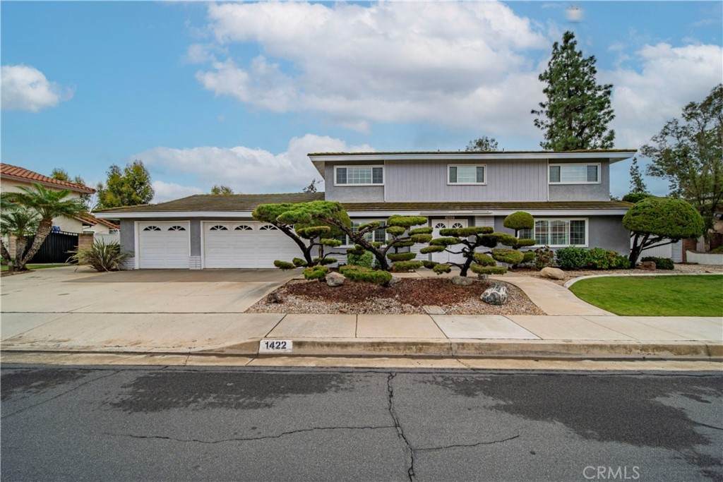 1422 Martingale Court - Photo 1