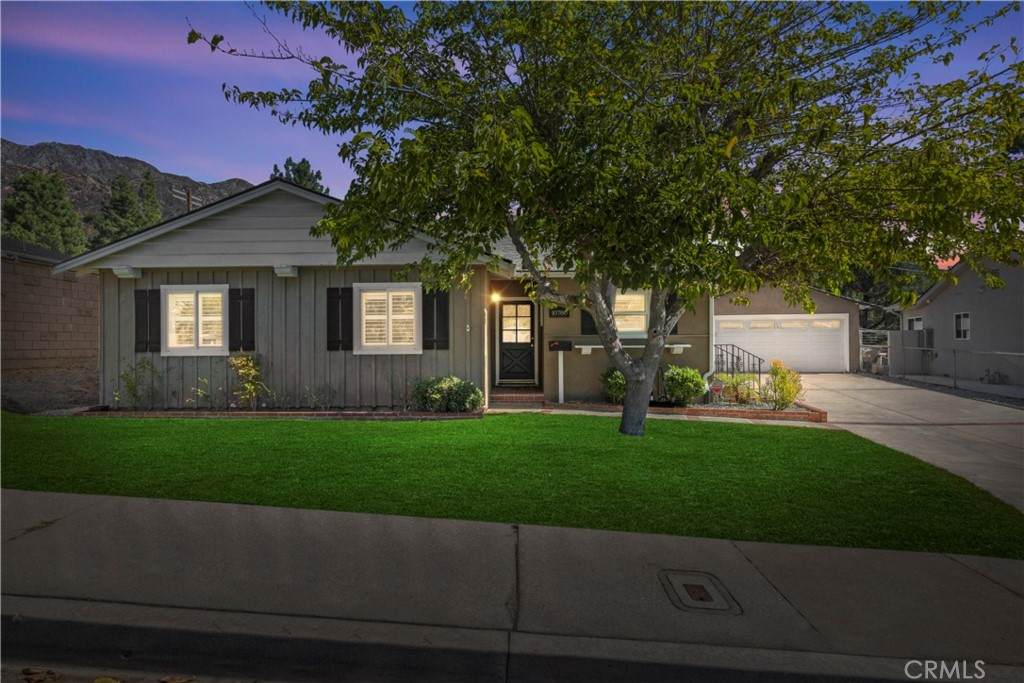 10780 Deliban Street - Photo 1