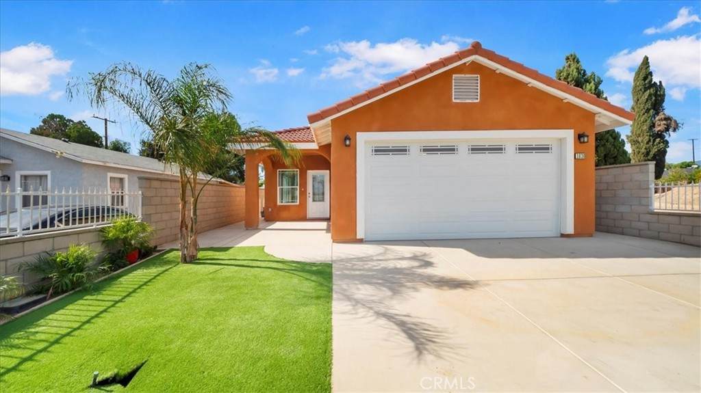 1638 Harris Street - Photo 1