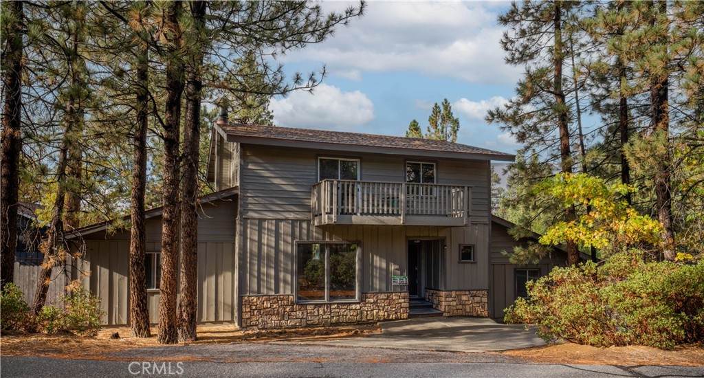 41728 Switzerland Drive - Photo 1