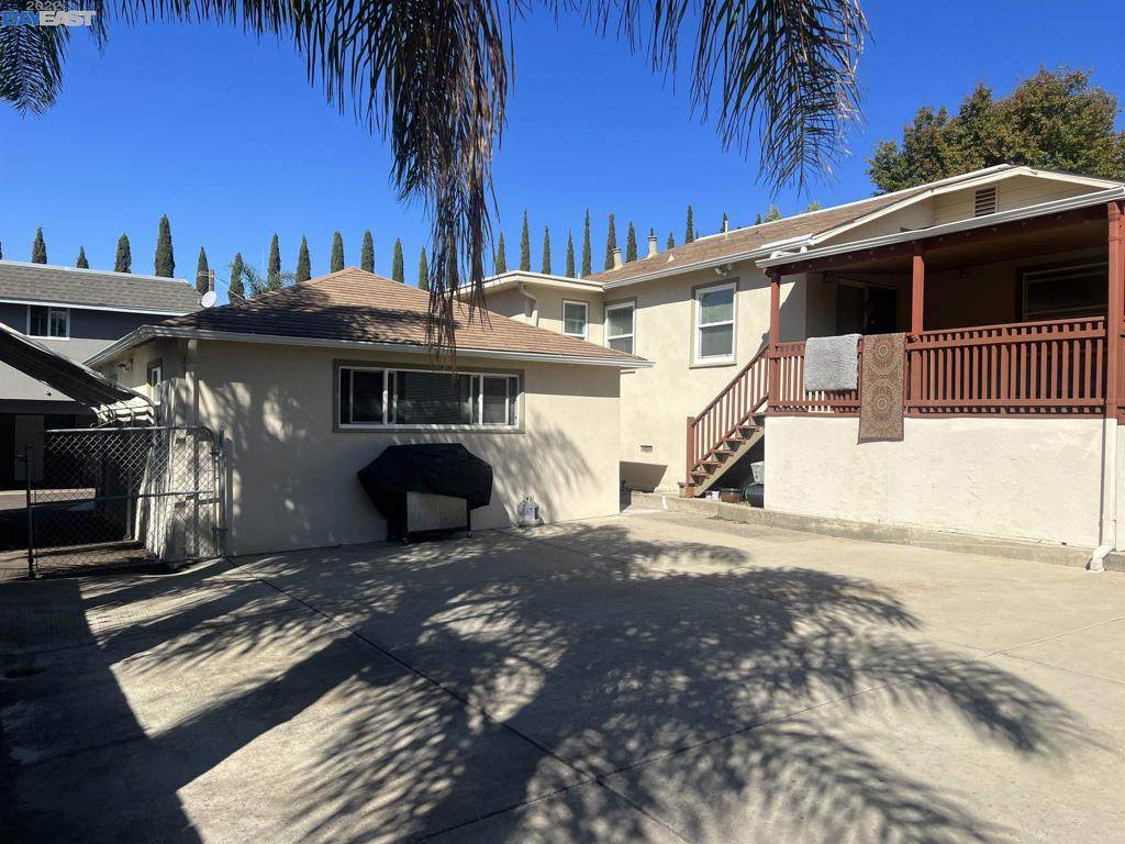 4670 Heyer Ave - Photo 1