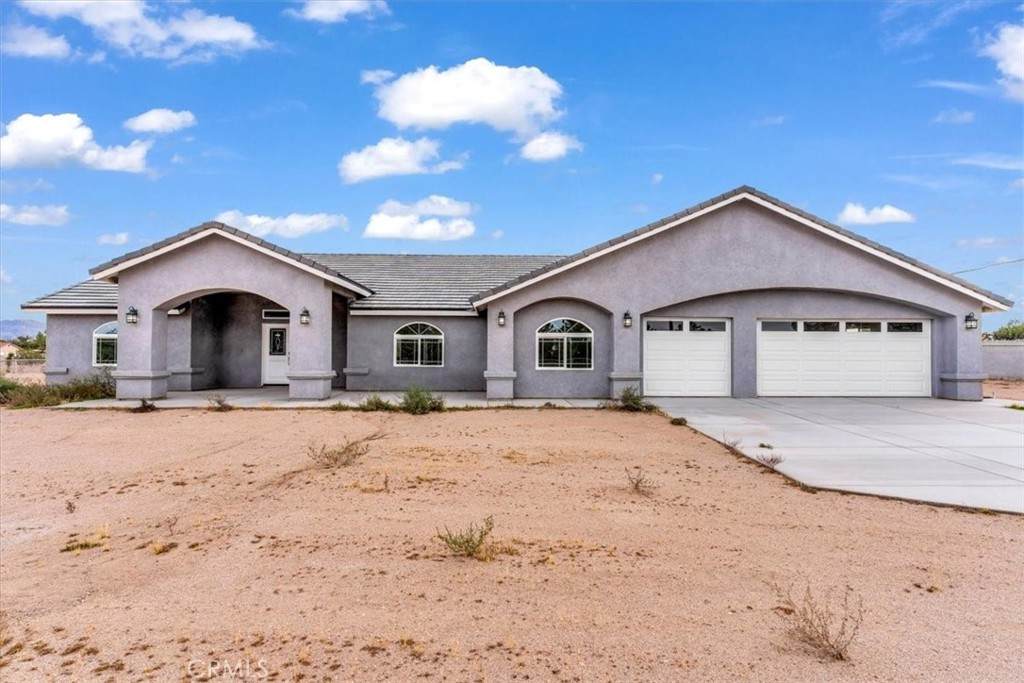 15063 Aspen Street - Photo 1