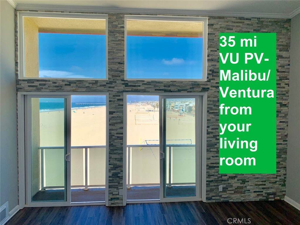 211 Yacht Club Way - Photo 1