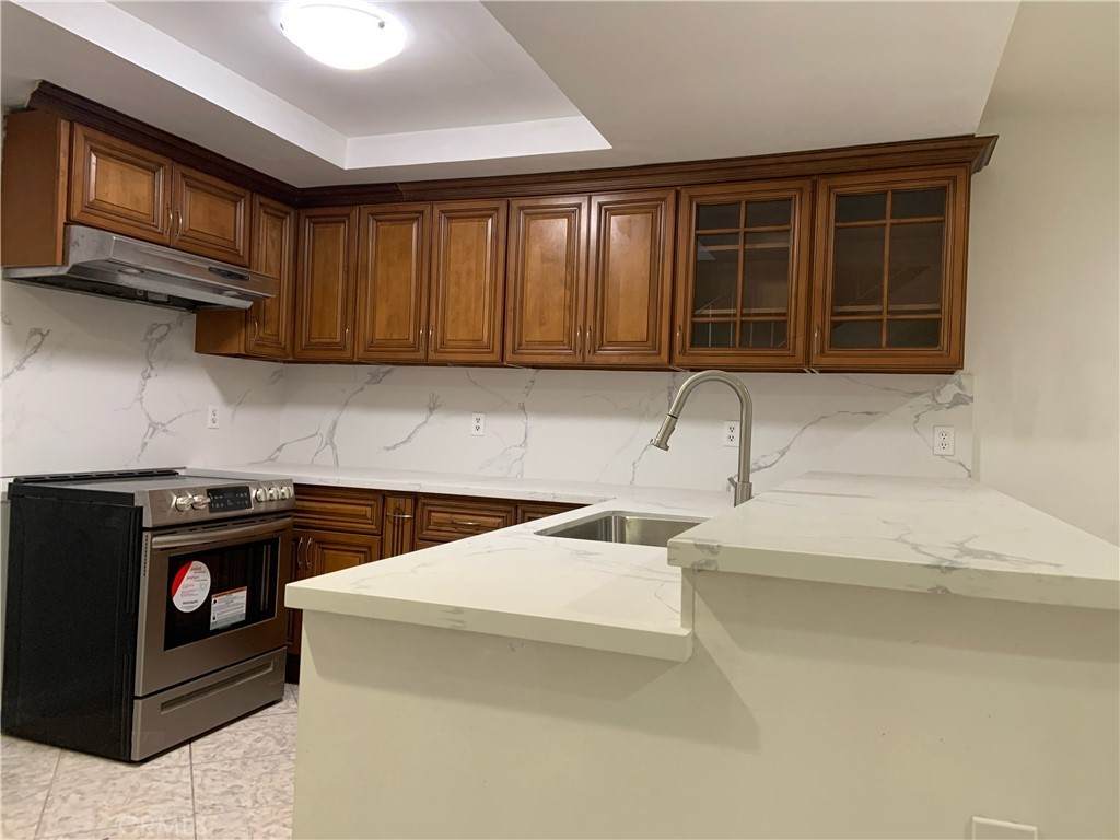 631 Fairview Street - Photo 1