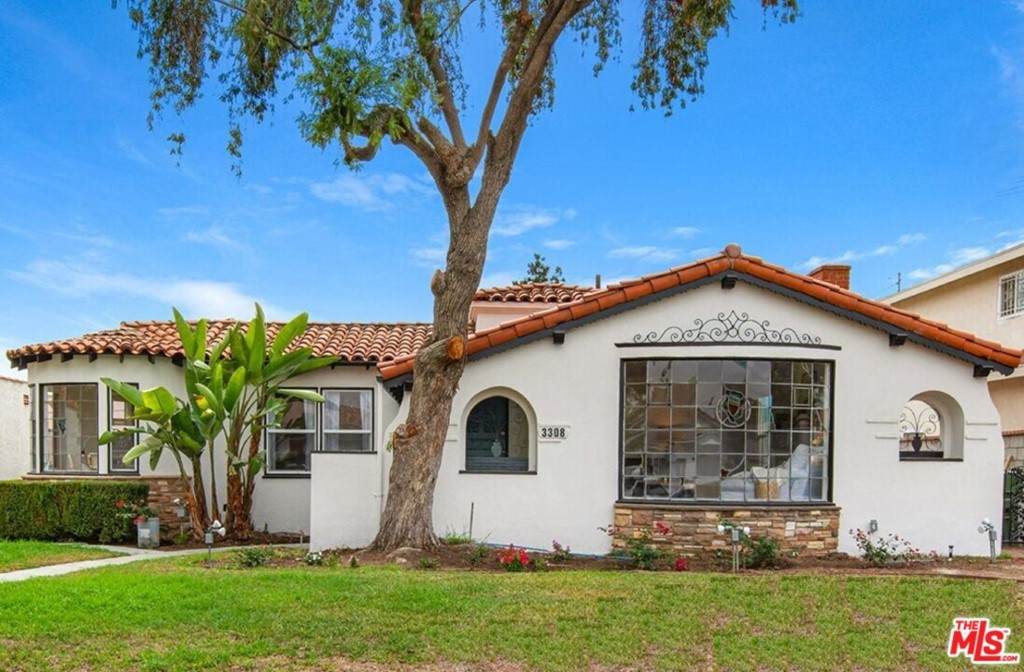 3308 82nd Street - Photo 1