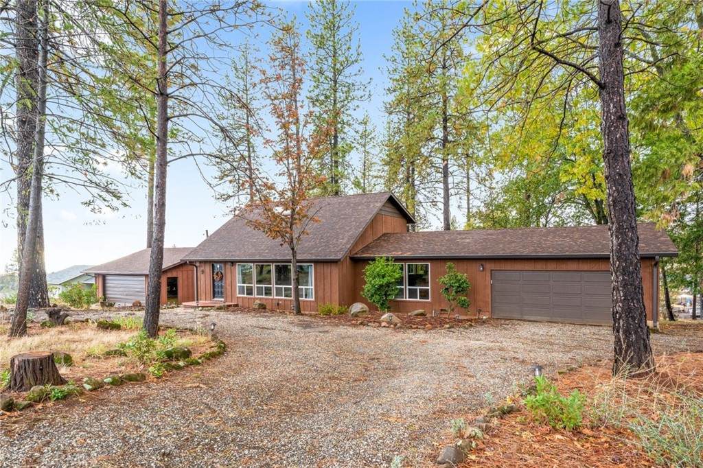 5571 Butte View - Photo 1