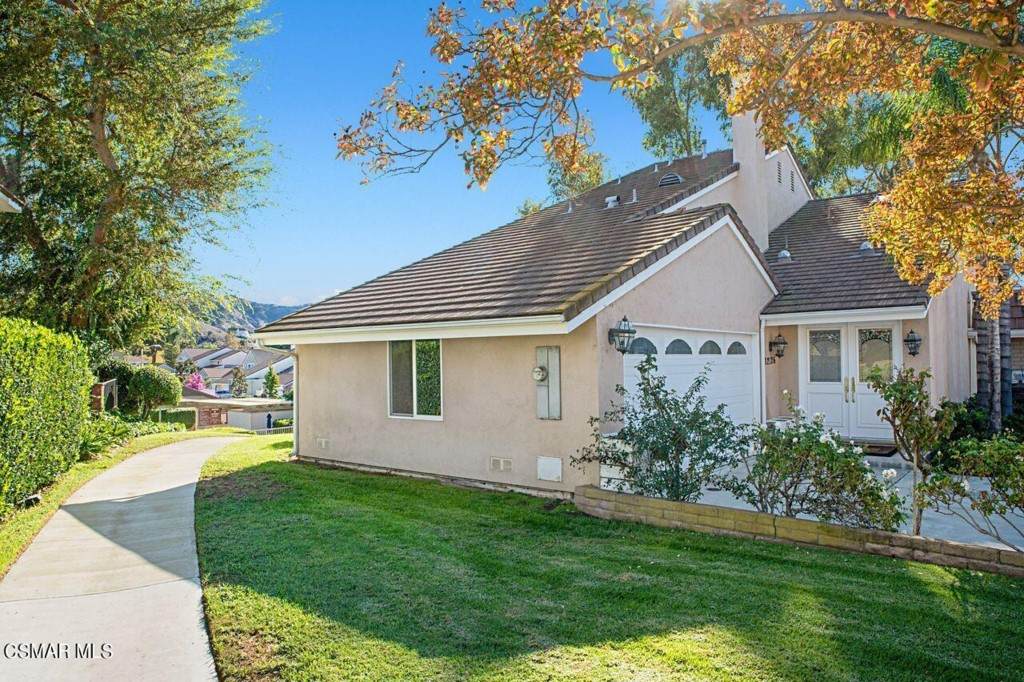 32126 Harborview Lane - Photo 1