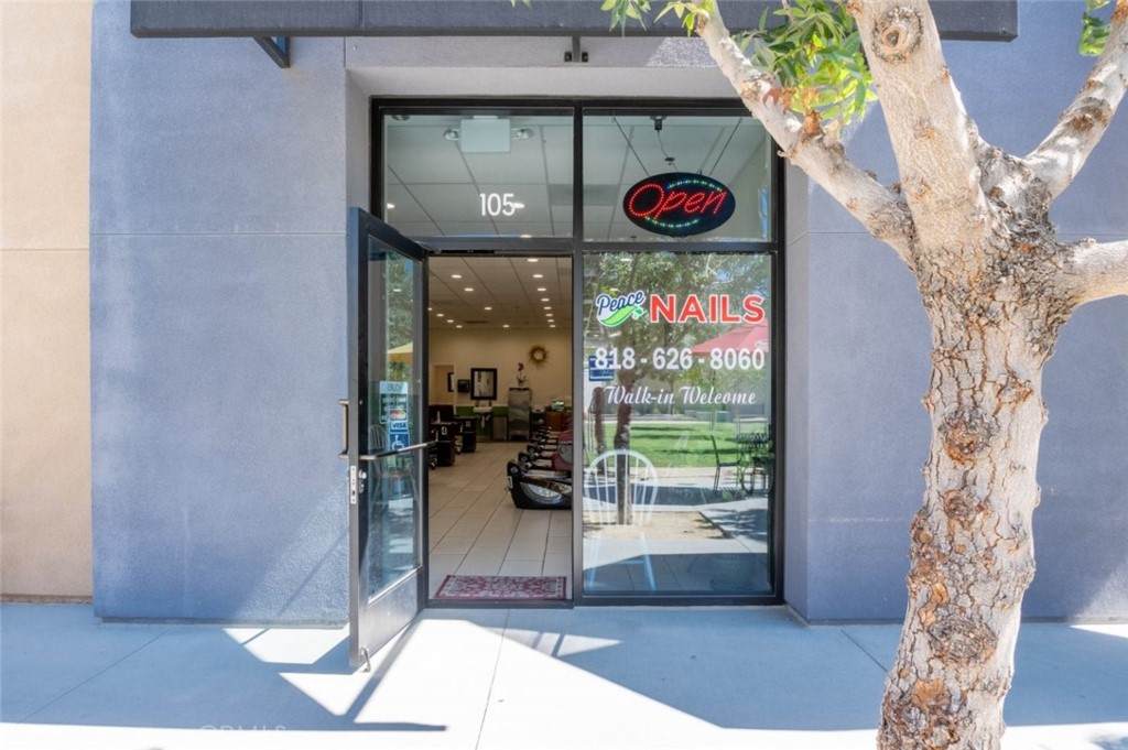 8440 Balboa Boulevard - Photo 1