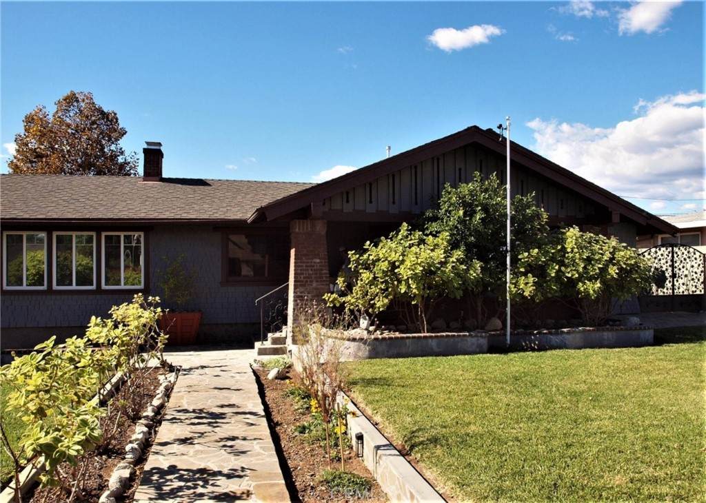 467 Reeder Avenue - Photo 1
