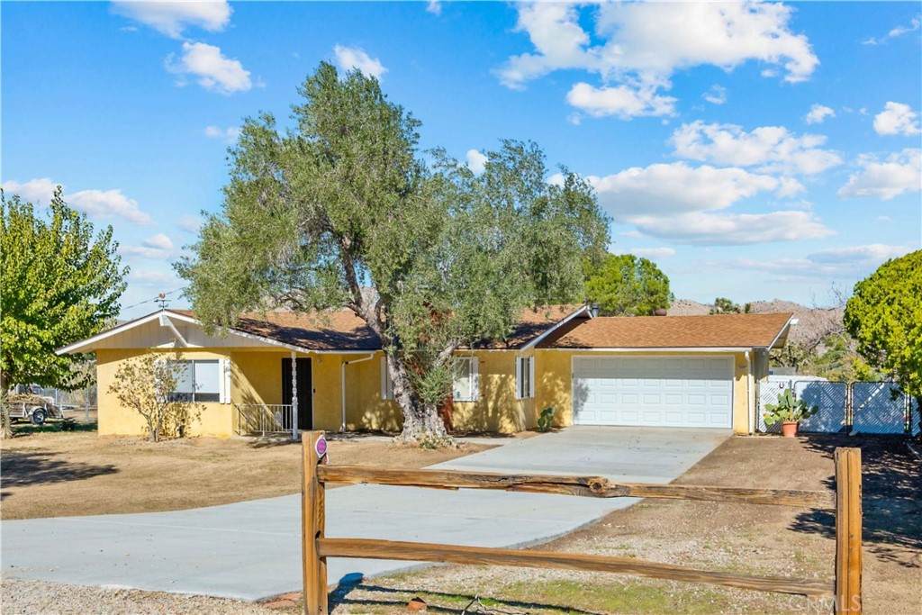 56594 Zuni Trail - Photo 1