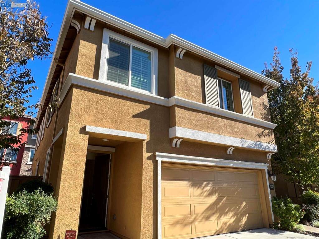 2045 Camino Real Way - Photo 1