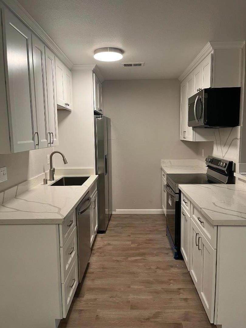 259 Capitol Avenue - Photo 1