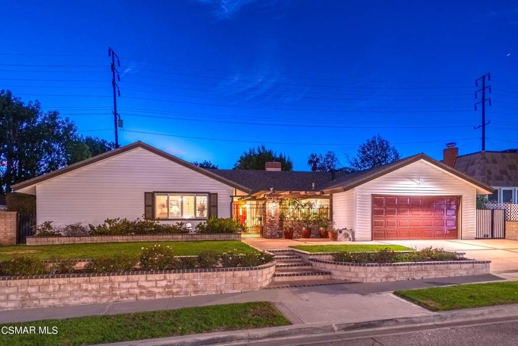 3127 Peoria Avenue - Photo 1