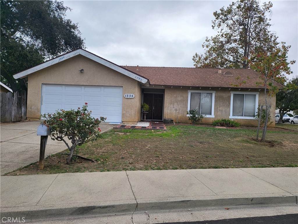 1335 Cavalier Lane - Photo 1