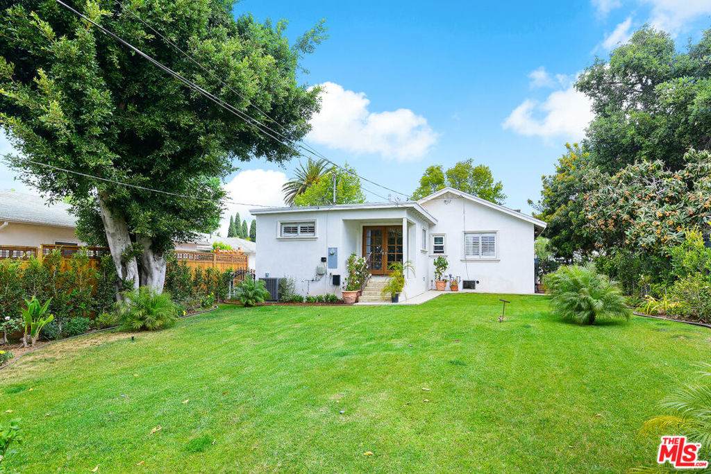 1838 18th Street - Photo 1