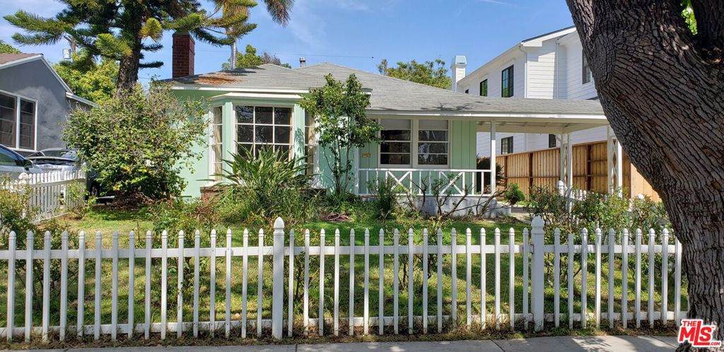 826 Galloway Street - Photo 1