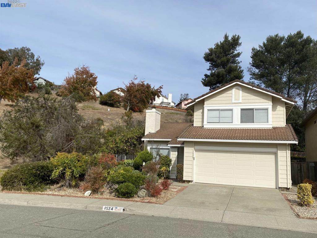 1524 Foothill Ave - Photo 1