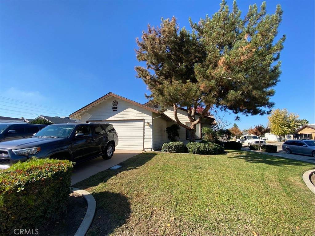 4905 Mission Avenue - Photo 1