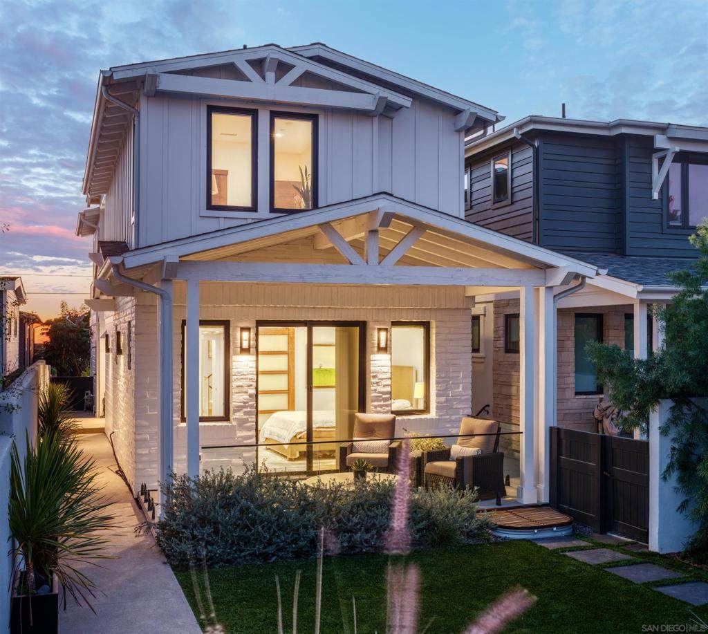 2338 Newcastle Ave - Photo 1