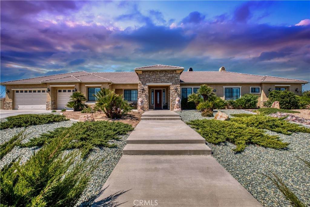 7456 Royal View Lane - Photo 1