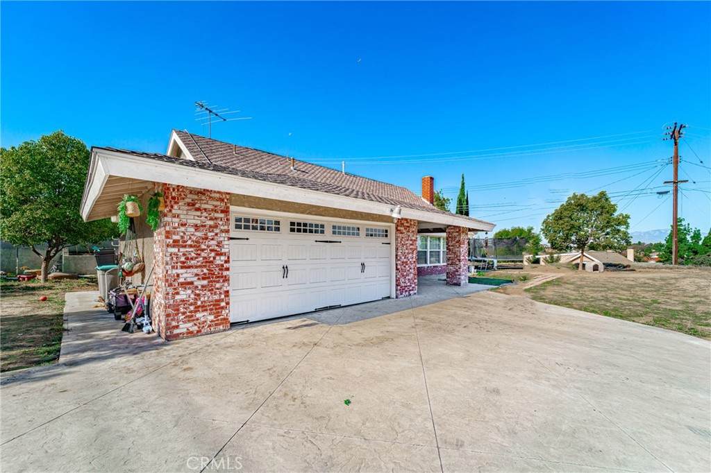 16142 Villa Flores Drive - Photo 1