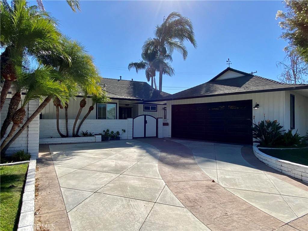 1699 Minorca Place - Photo 1