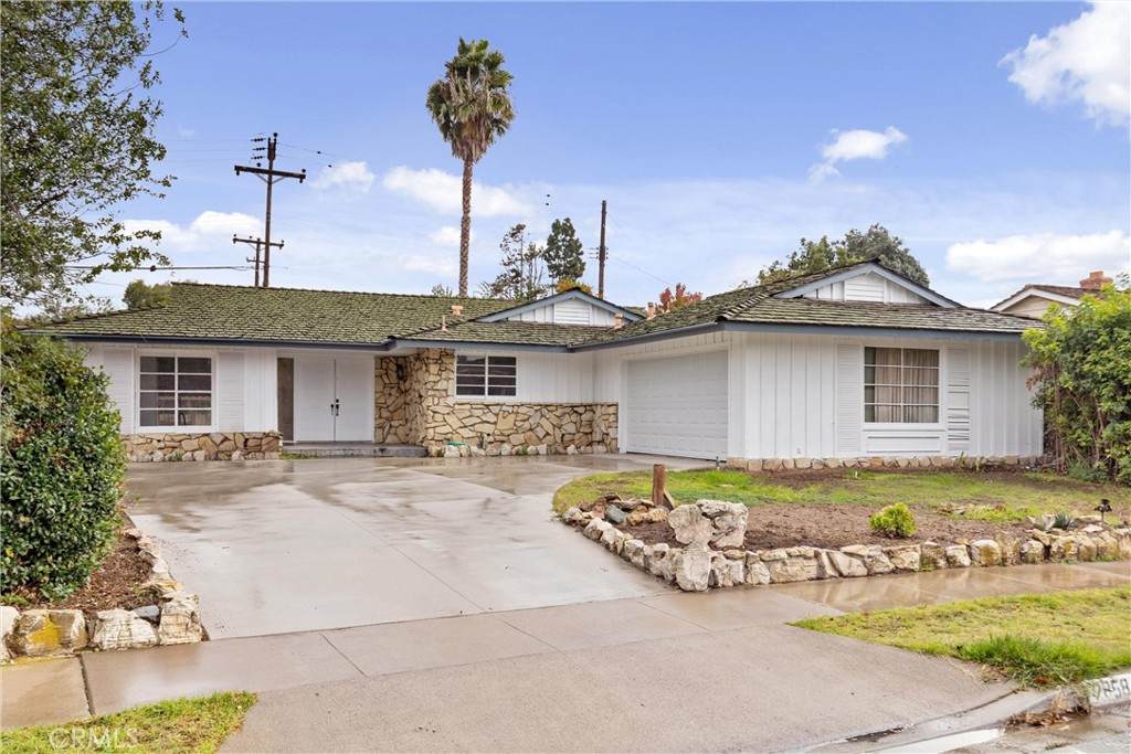 2858 Serang Place - Photo 1