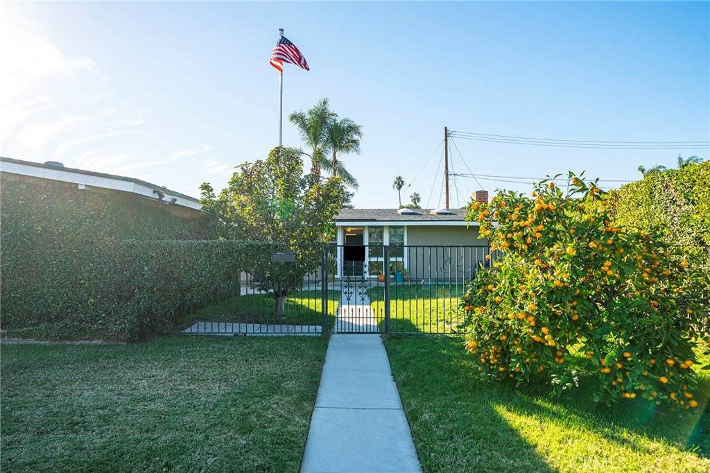 11221 Caroleen Lane - Photo 1