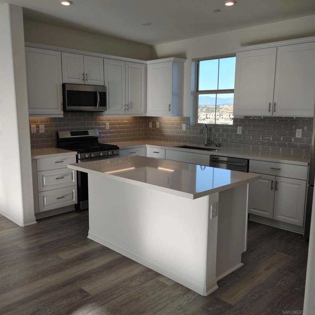 1809 Mesquite Way - Photo 1