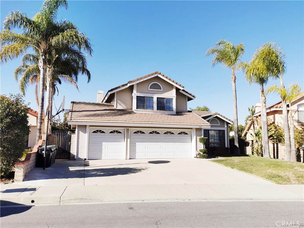 907 Wynnewood Drive - Photo 1