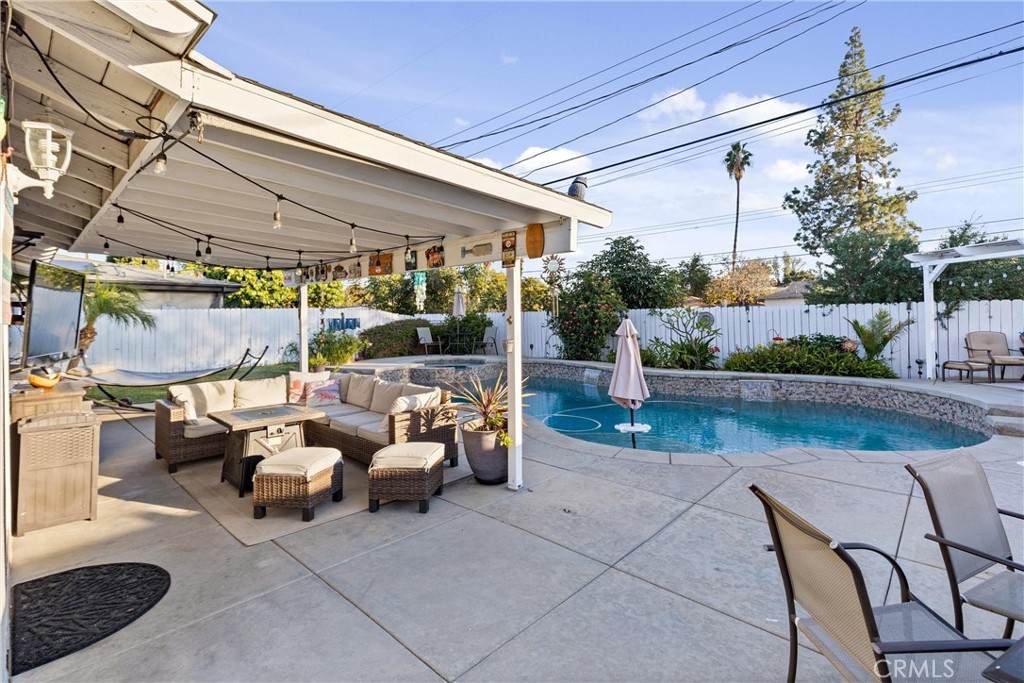 1512 Colver Place - Photo 1