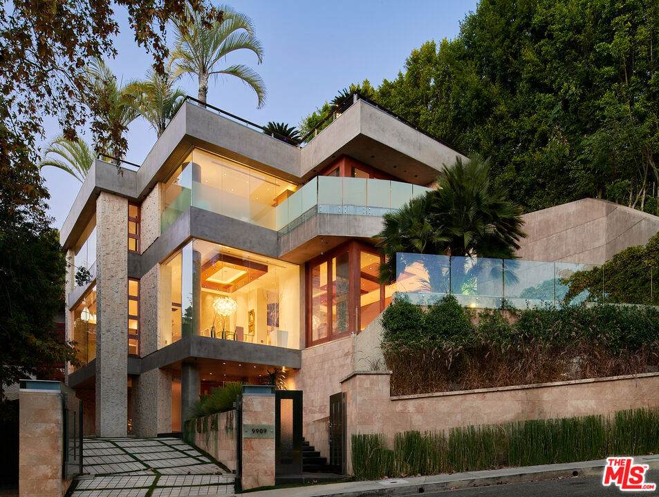 9909 Beverly Grove Drive - Photo 1