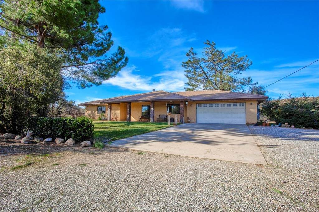 10929 Lincroft Road - Photo 1