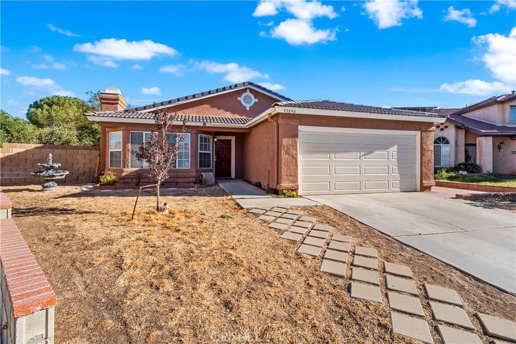 43846 Comstock Avenue - Photo 1